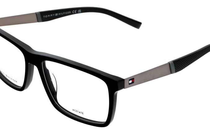 Tommy Hilfiger TH2084
