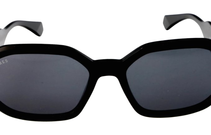 Hares HA5806